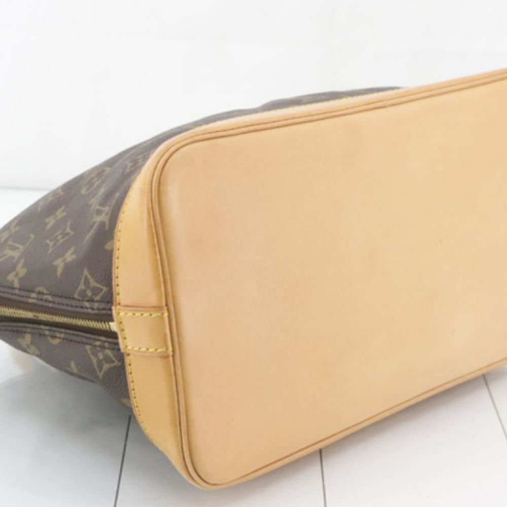 Authentic Louis Vuitton Alma - Picture 4 of 13